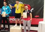 Силно представяне на състезателите по канадска борба на международен турнир