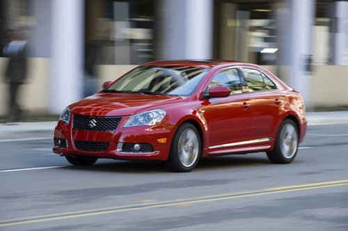 Suzuki готви Kizashi за Европа