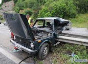 Автобус на Юнион Ивкони се блъсна в автомобил на Автомагистрали