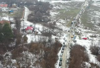 Стотици ботевградчани се събраха на протест вчера край язовир Бебреш Скрийншот
