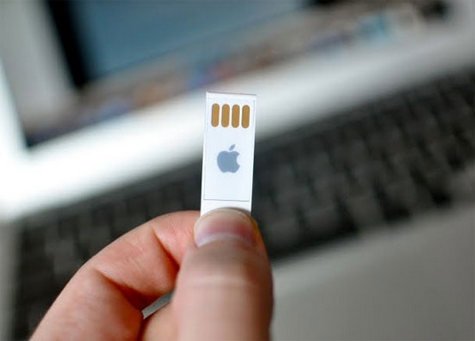 Mac OS X Lion излезе и на USB флаш