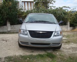 Спешно продавам или заменям за имот 2005 Chrysler Town and Country