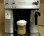 DeLonghi модел 3200 с много функции и програми,  отлична кафе кафе машина