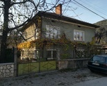 къща в Етрополе