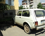 Продавам Лада Нива