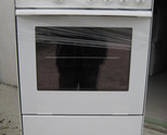 Продавам бяла печка с обикновени котлони марка Bosch , внос от Германия. Гаранция 1 година. Изпращам