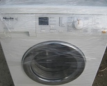 Продавам пералня MIELE Softronic W2261 с пчелната пита вноoс от Германия. Казан нераждавейка,електро