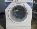 Продавам пералня Siemens S 14.44 за 8 килограма пране, в перфектно състояние и много нов модел, внос