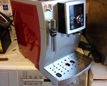 Продавам De Longhi   ECAM 23.420  с дисплей.