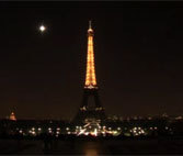 Париж остана на тъмно, за да отдъхне планетата