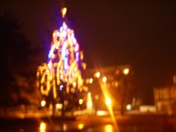 Грейнаха светлините на елхата в Етрополе