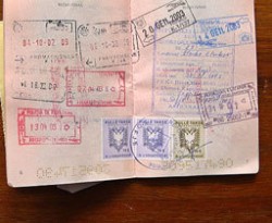 Нов визов режим в ЕС- по-малко молби за български паспорти?