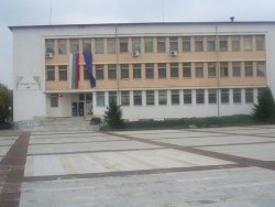 Извънредна сесия на Етрополския парламент