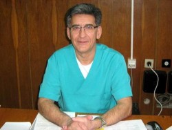 Д-р Филев иска съгласието на съветниците за съкращения в болницата
