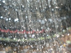 Червен дъжд валя във Варна