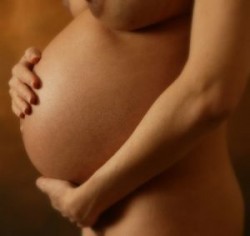 Теглото през бременността определя килограмите на детето