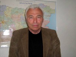 Кметът на Скравена Иван Иванов ще бъде водещ на благотворителния търг