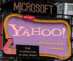 Yahoo иска сътрудничество с Microsoft