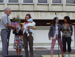 Кметът награди многодетни майки