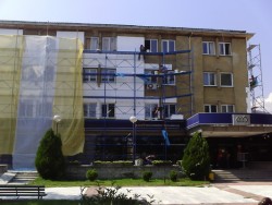 Ремонтират хотел „Етропол” в Етрополе
