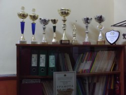 Училище-с традиции във волейбола