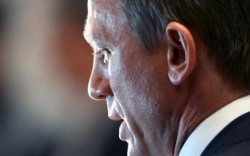 Агент 007 се подложи на пластична операция заради нараняване