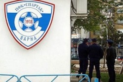 Обвиниха шефа на ПФК "Спартак" Варна за трафик на хора и пране на пари