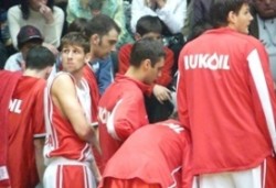 Лукойл срещу Сливен,Уникс срещу поляци