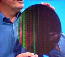 Intel е готова с 32 nm процесори