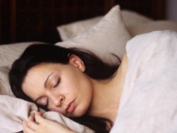 Недоспиването повишава риска от рак