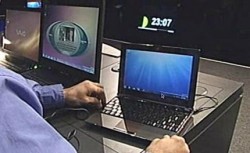 Windows 7 демонстриран и на Eee PC