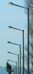 Община Ботевград приема уличното осветление от ЧЕЗ