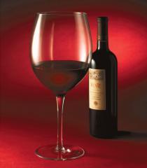 Зехтин и чаша червено вино предпазват от сърдечно-съдови заболявания, съветва кардиолог