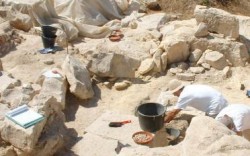 Археолози отвориха три саркофага от римската епоха