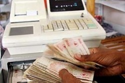 В Зимбабве пазаруват с банкнота от 200 млн. долара