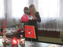 Истински празник на любовта организираха учениците и учителите на ТПГ “Стамен Панчев”