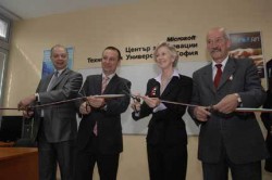 Microsoft откри център за иновации в ТУ-София