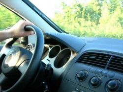 От 30 март младите водачи ще получават книжките си на официални церемонии