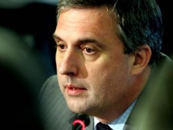 Министър Калфин ще посети децата от дома "Свети Иван Рилски" в Разлив