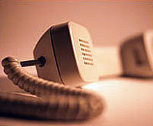 16-годишен звъни 4 600 пъти на спешния телефон 