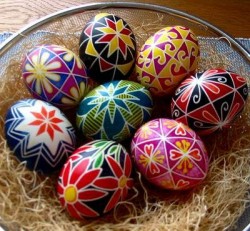 Баби от Литаково ще учат деца как се боядисват яйца