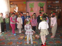 Децата от ЦДГ “Слънце” показаха, че познават традициите, свързани с Великденските празници