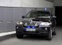 BMW представи брониран SUV
