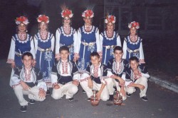 Танцовите състави “Лъжанчета” и “Жар” участваха в Международен фестивал