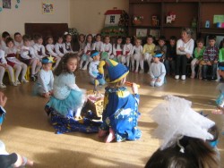 Комисията за закрила на детето работи активно, според съветници