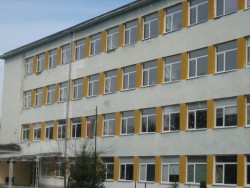 Ученици от ПГТМ "Христо Ботев" участваха в младежки бизнес форум "Изгряващи звезди"