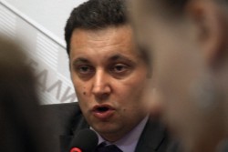 Янев иска да се касира вота за седем депутати от ДПС