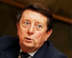 Сър Дейвид Ричардс ще присъства на финала на юношеския турнир “Юлиян Манзаров“ в Правец