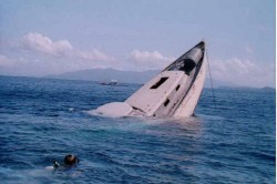 Кораб с български туристи потъна в Охридското езеро, загиналите са над 17