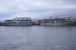 Най-малко 13 българи са се удавили при потъването на кораб в Охридското езеро
